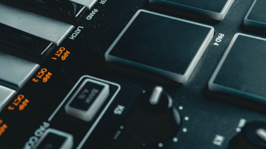 【DTM・作曲】MIDIとは何か?使い方も解説!